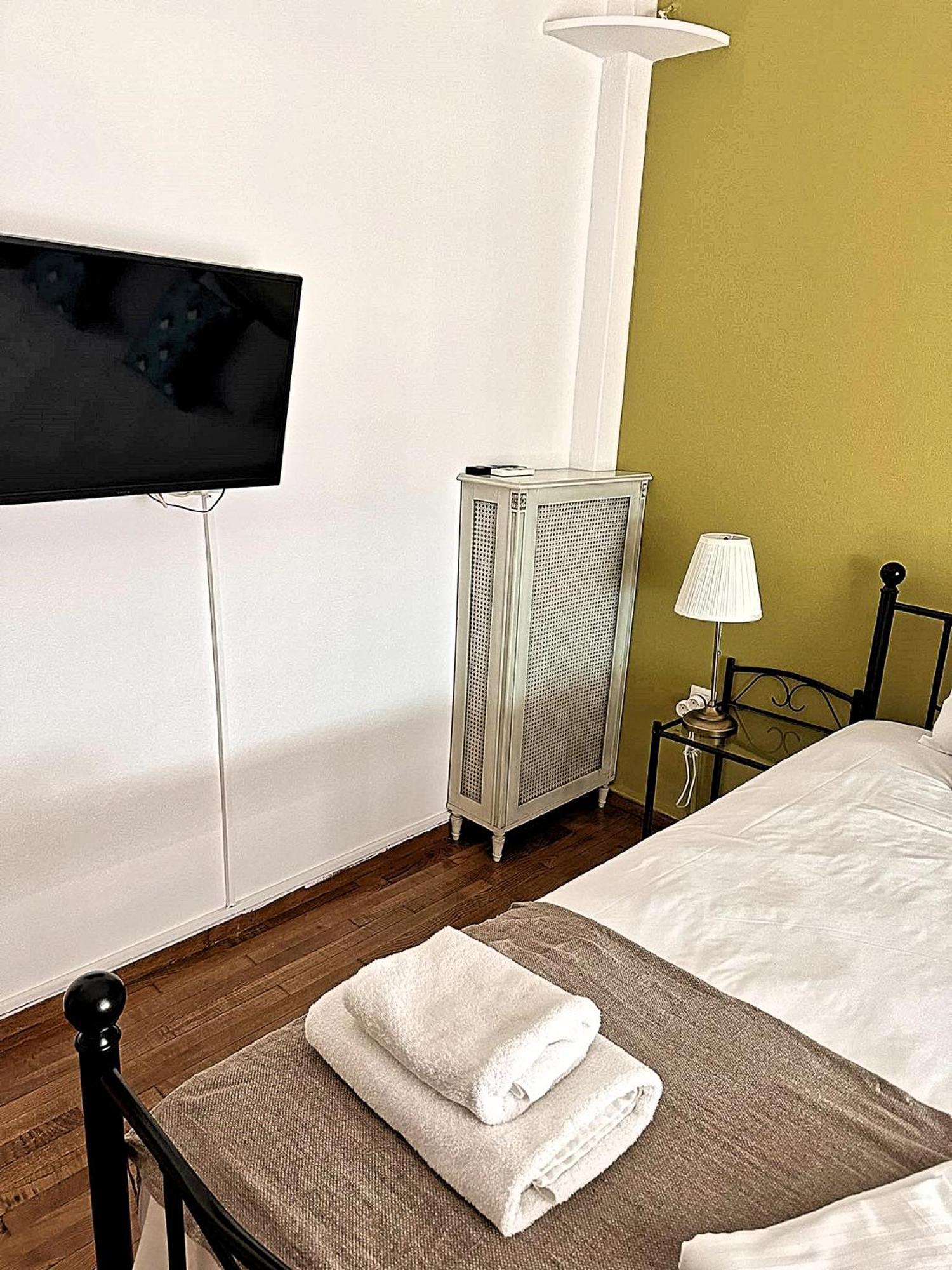 Apartment Check Point - Acropolis Retro Athen